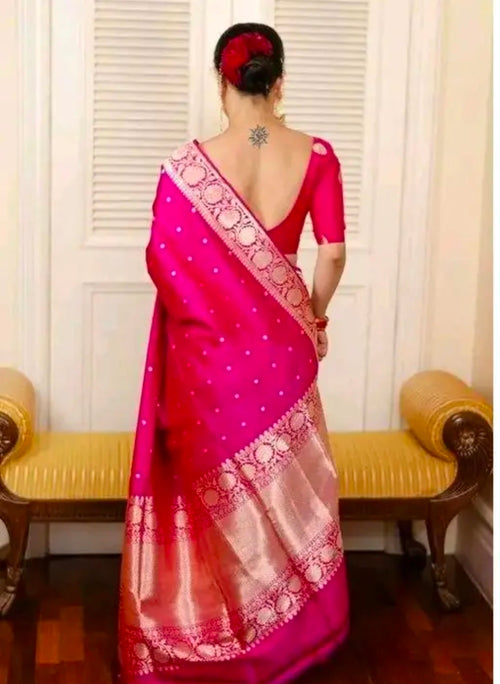 Kanjivaram Soft Litchi Silk Pink Jacquard Saree With Blouse