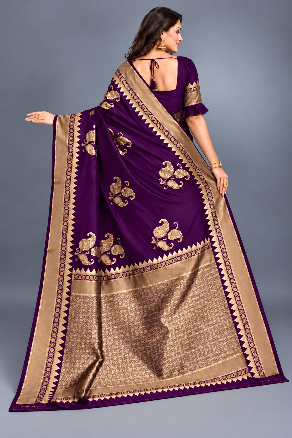 Women’s Banarasi Silk Saree